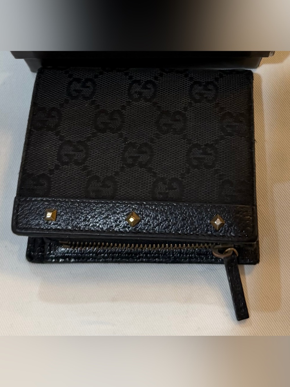 Gucci Black GG Logo Bi-Fold Wallet Credit Card Holder Studded Accents